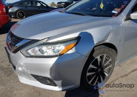 2018 Nissan Altima 2.5 Sv z USA, uszkodzony, nr VIN 1N4AL3AP8JC108042
